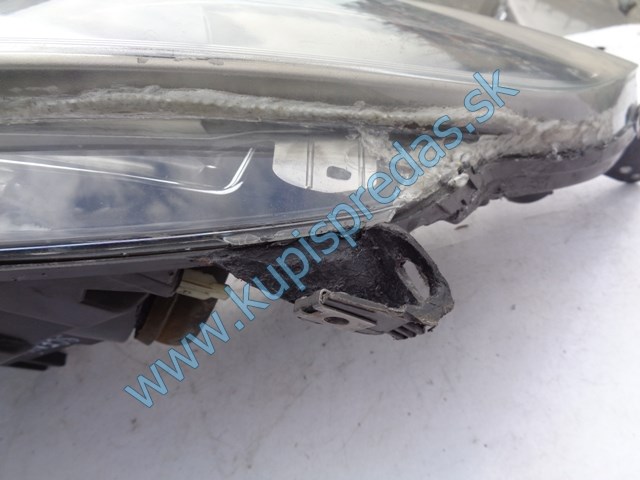 ľavý predný xenon kompletný na renault scénic III, 89902930